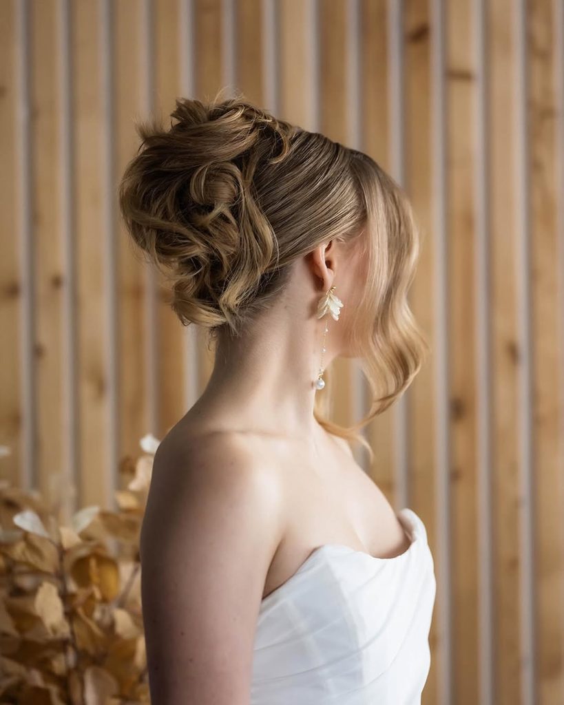French Twist Hairstyles for Bridesmaid Women  – alexisibero – 3