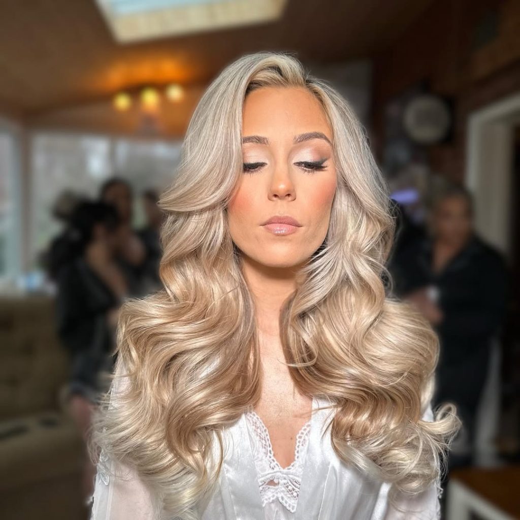Voluminous Blowout Hairstyles for Women  – glossedbyjillian – 2
