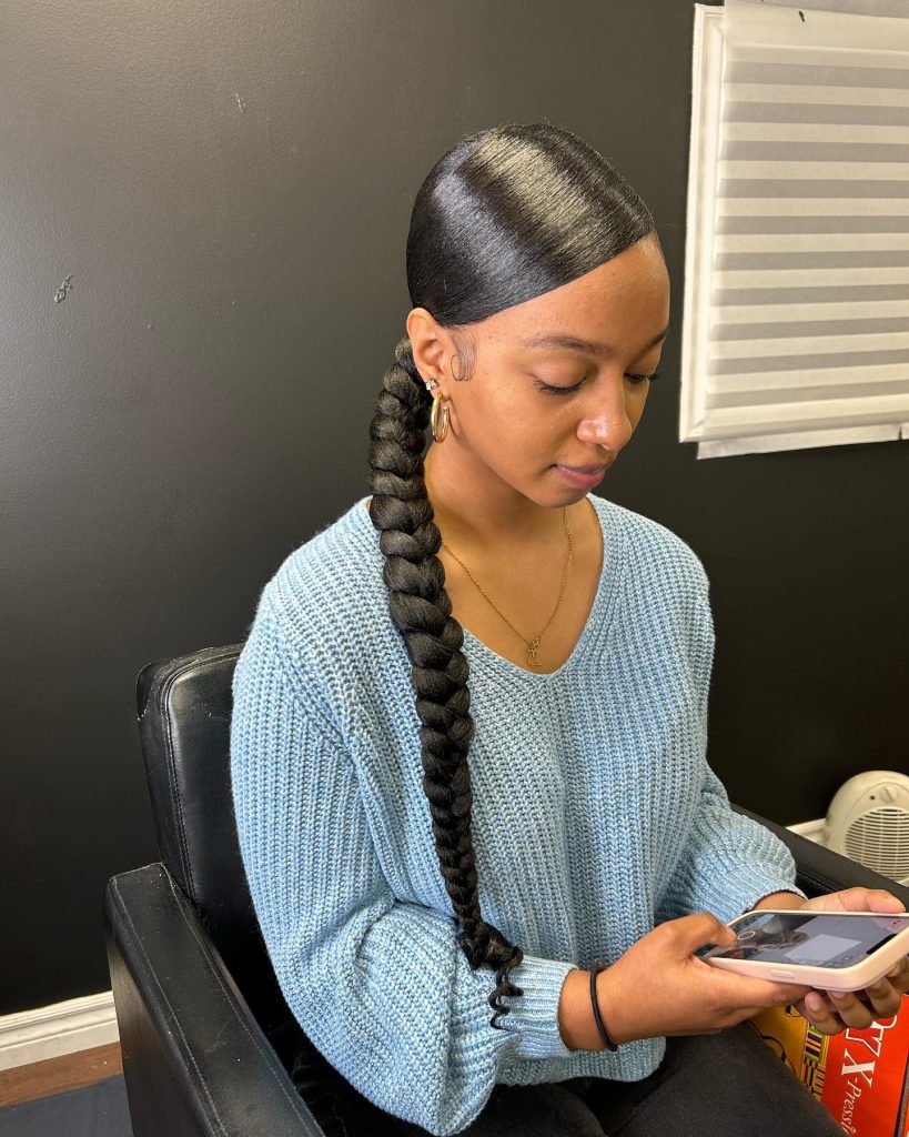 Sleek Side Ponytail for women β weddinghairbyrhianna